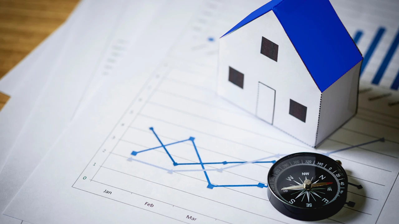 Propiedades: ante la caída de los precios, ¿es un buen momento para invertir en una casa o departamento?