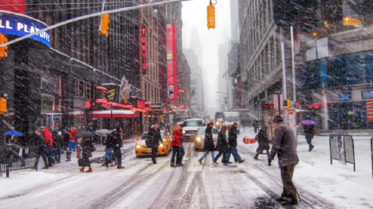 ¿Qué es la bombogénesis que está congelando Nueva York?