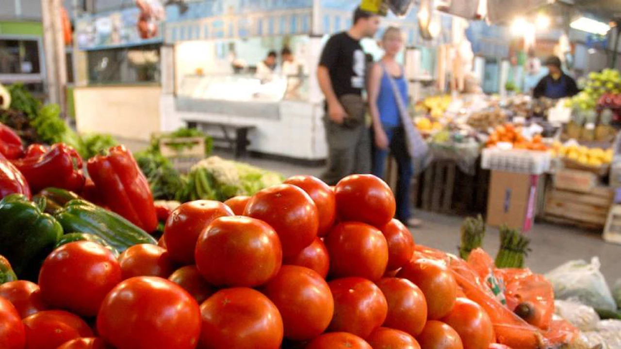 Otro golpe al bolsillo: el precio del tomate alcanza niveles récord