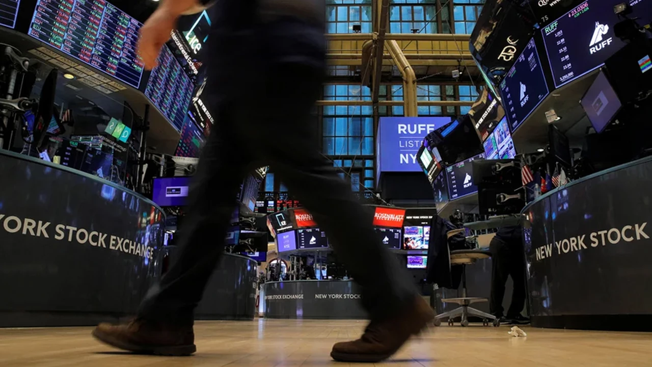 Wall Street y el Merval empezaron la semana con subas: qué acciones se destacaron