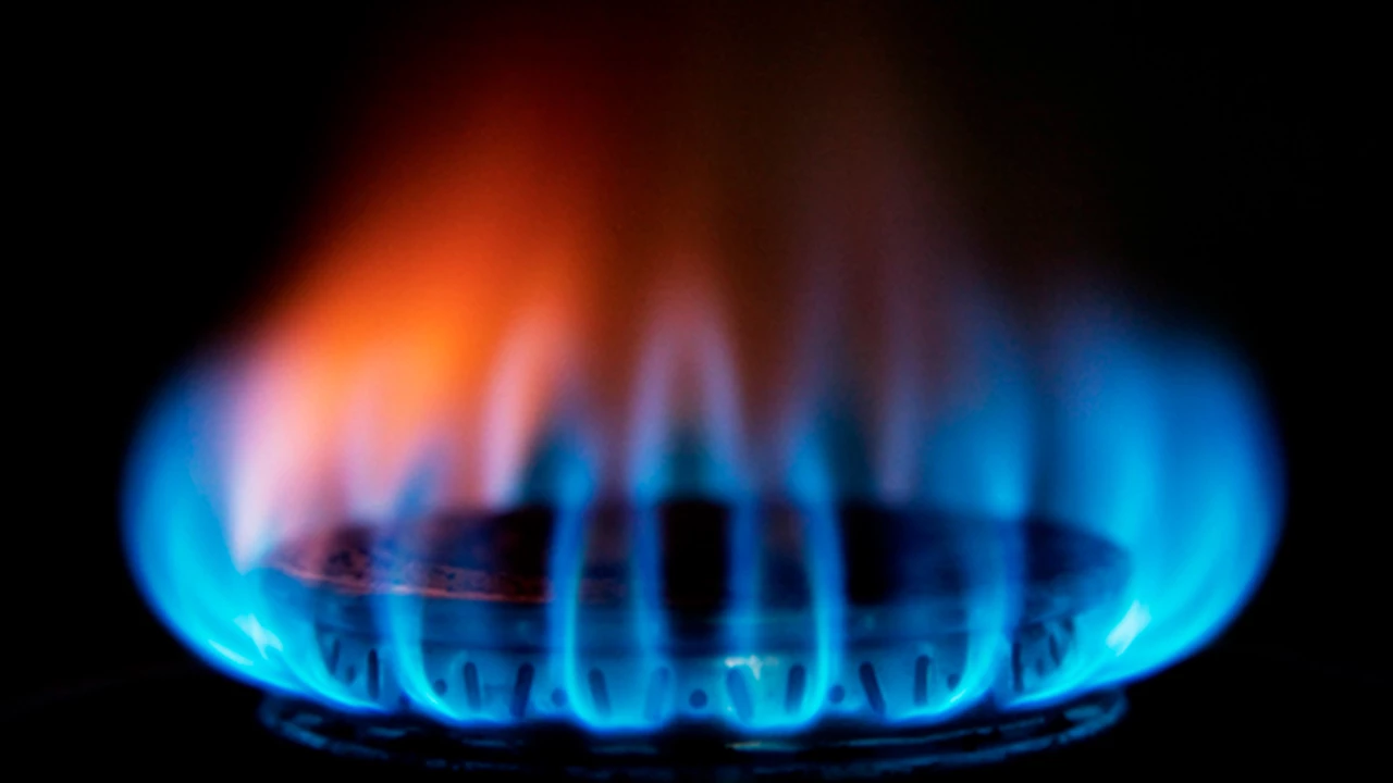 Suba del gas en AMBA: el Gobierno autorizó aumentos de hasta un 20% a partir de marzo