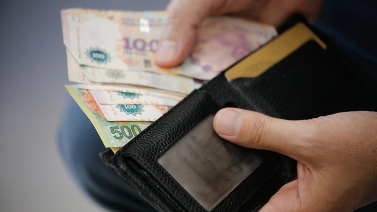 Aguinaldo 2022: cómo invertir los pesos para ganarle a la inflación