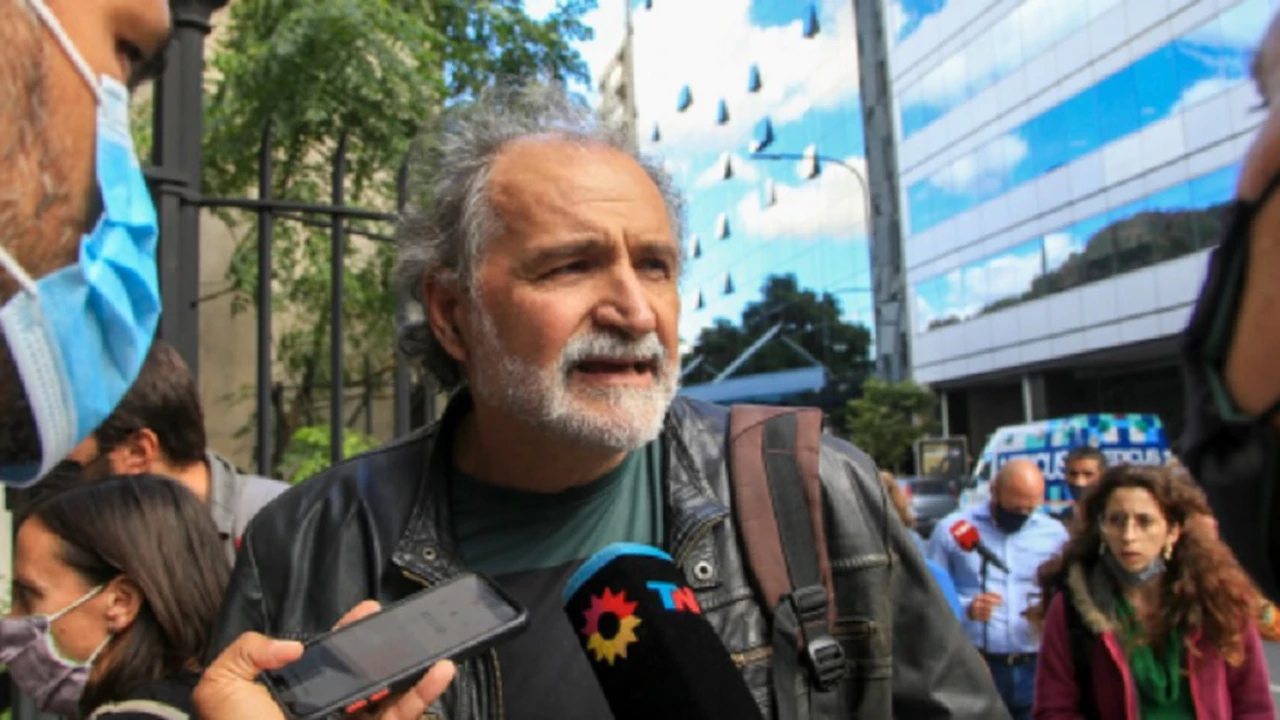 Video: Belliboni estuvo en Mendoza, discutió con un transeúnte y le pegó una piña