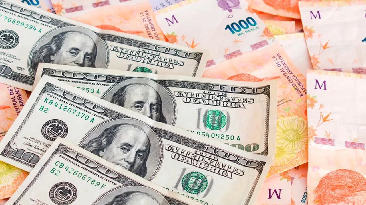 El dólar blue se despierta, ¿sigue conviniendo apostar al plazo fijo?: esto dicen expertos