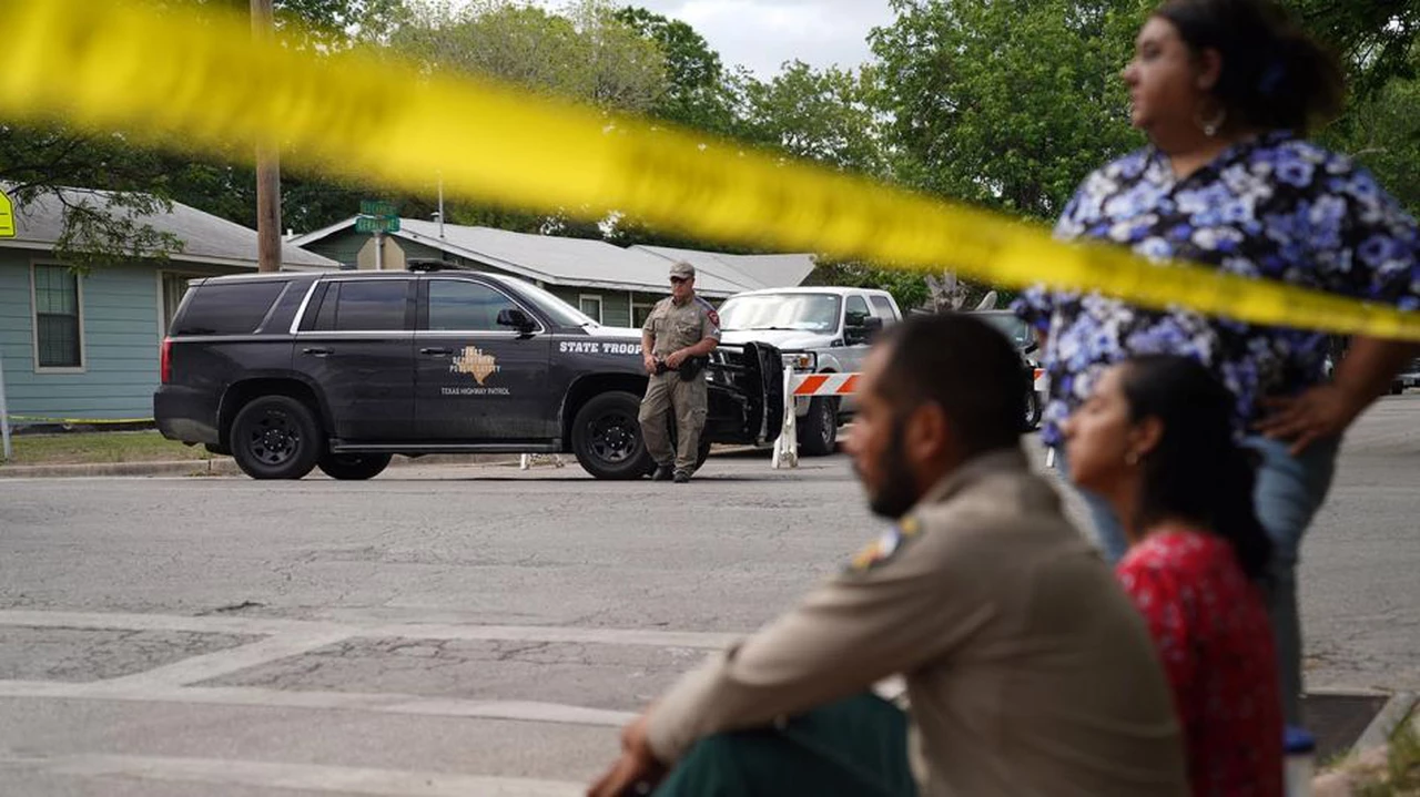 Masacre de Texas: ya fallecieron 21 personas tras el tiroteo por parte de un joven de 18 años en una escuela