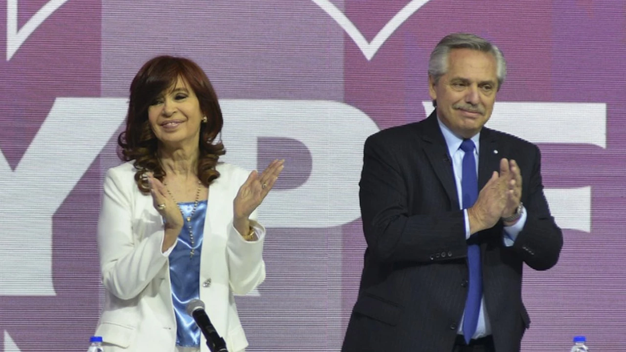 Acto del 25 de mayo: Alberto Fernández llamó a "escuchar" a Cristina Kirchner y "homenajear" a Néstor