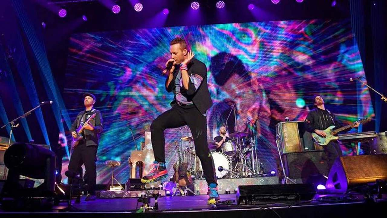 Coldplay, "víctima" de la falta de reservas del BCRA: en Argentina no les habilitan dólares a precio oficial