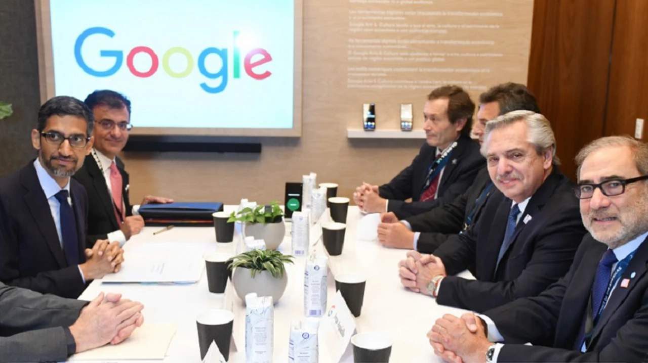 Becas, empleo y cable de Internet: Google le anunció a Alberto Fernández sus inversiones en la región