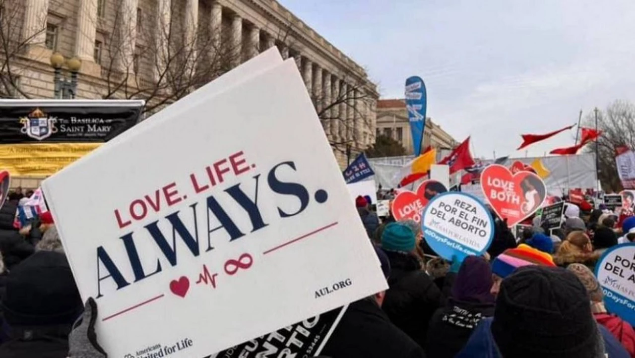 En un fallo histórico, la Corte Suprema de EE.UU. anuló el derecho al aborto