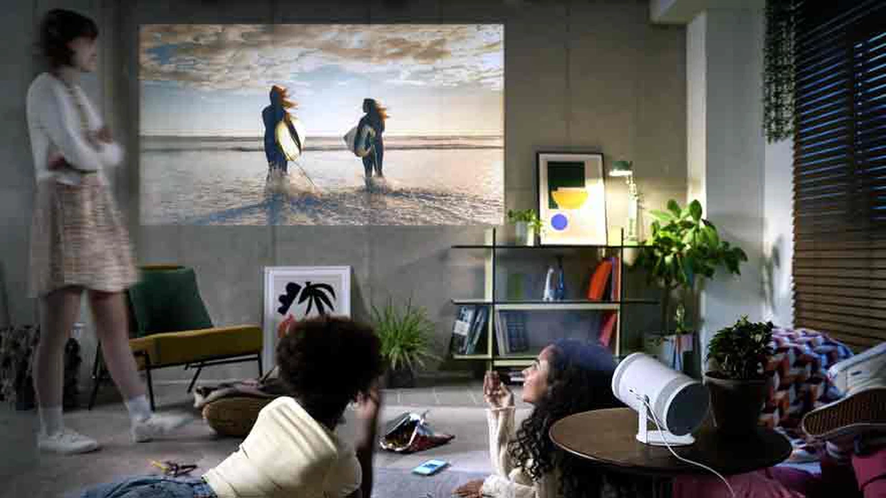 Este proyector de Samsung te lleva la experiencia del cine a donde vayas
