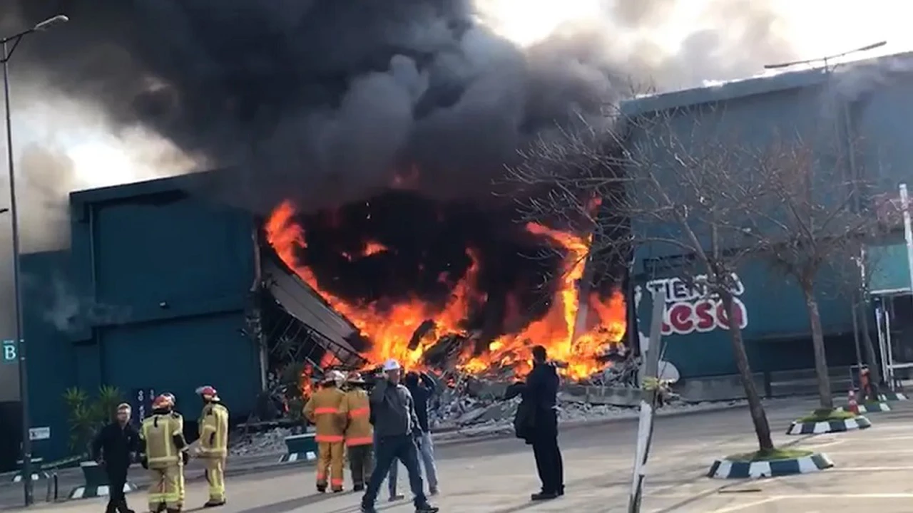 Video: así se vio el incendio en un shopping de Punta del Este