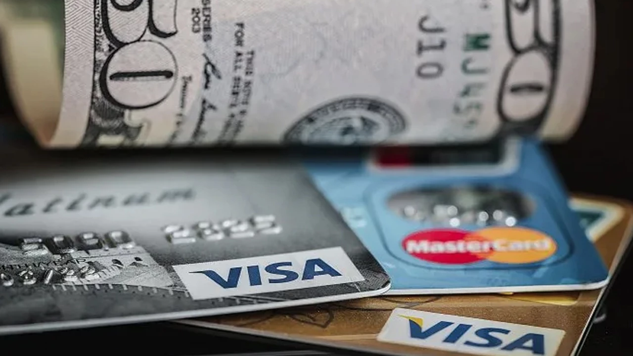 ¿Dólar ahorro o turista?: así fueron los gastos en tarjeta y la compra de billetes extranjeros en agosto