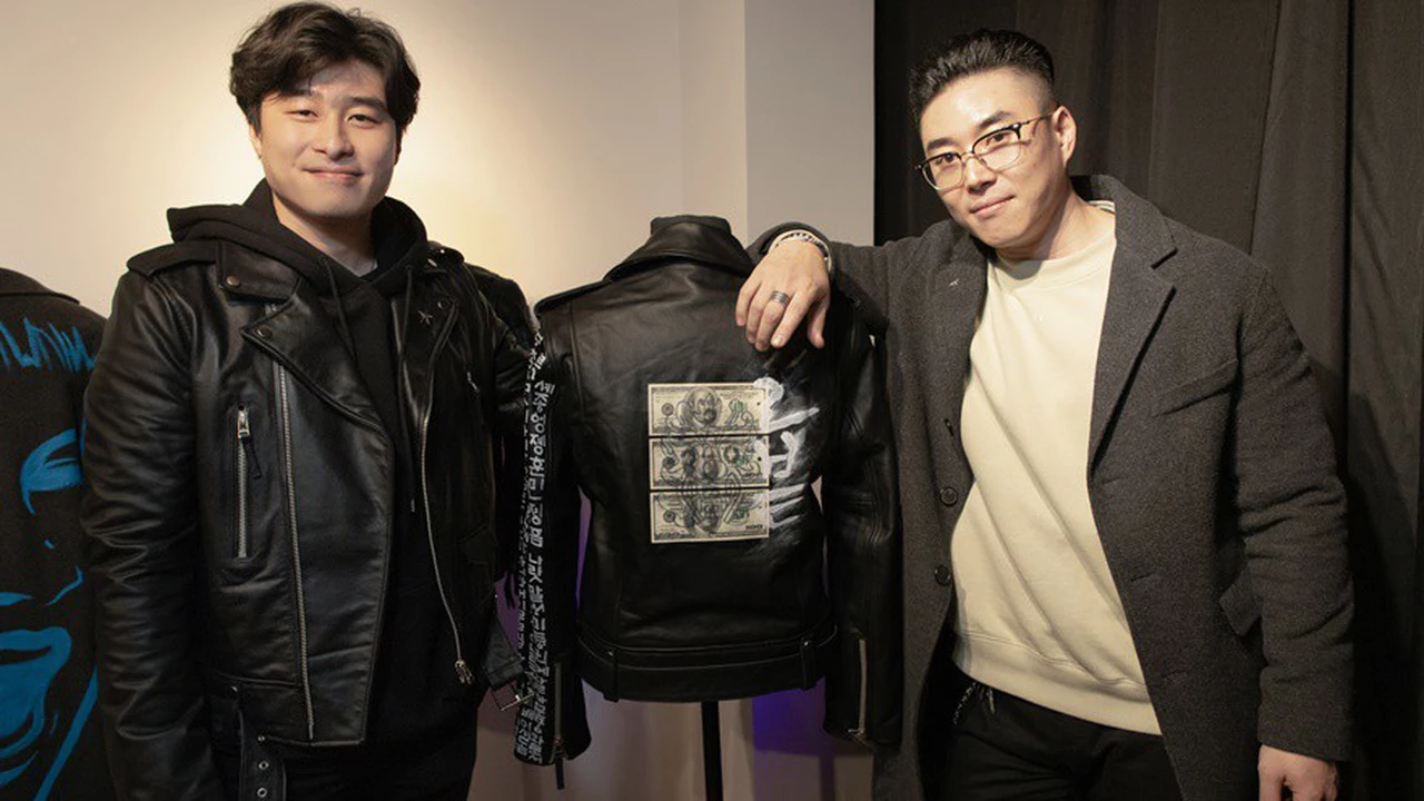 Dos hermanos coreanos crearon en Argentina una innovadora marca de ropa que explora el metaverso
