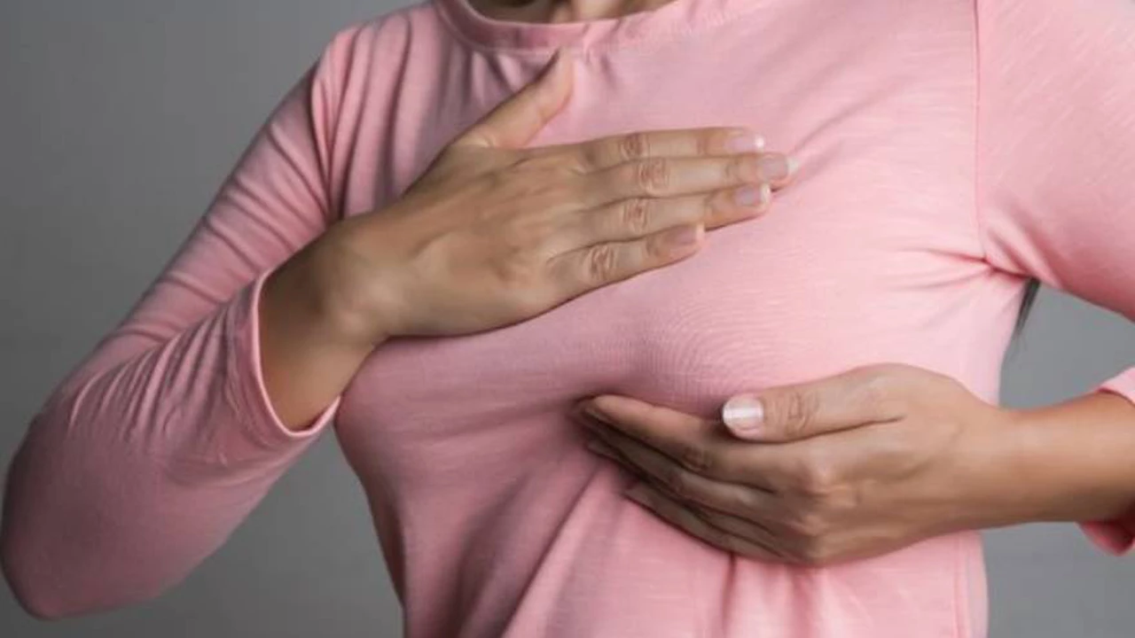 Cáncer de mama: qué síntomas son signos de alerta y cómo se puede prevenir