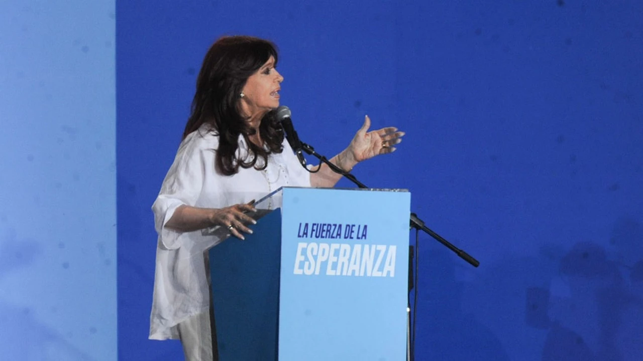 Encuesta con sorpresas y un nuevo "gurú": el secreto detrás del discurso neo estatista de Cristina Kirchner