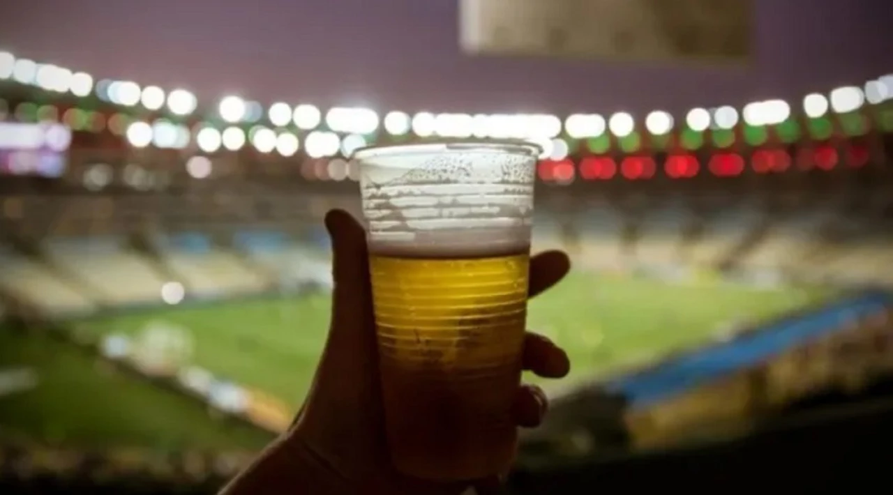 Mundial Qatar 2022: ¿cuál es la única cerveza que se podrá comprar en los estadios?