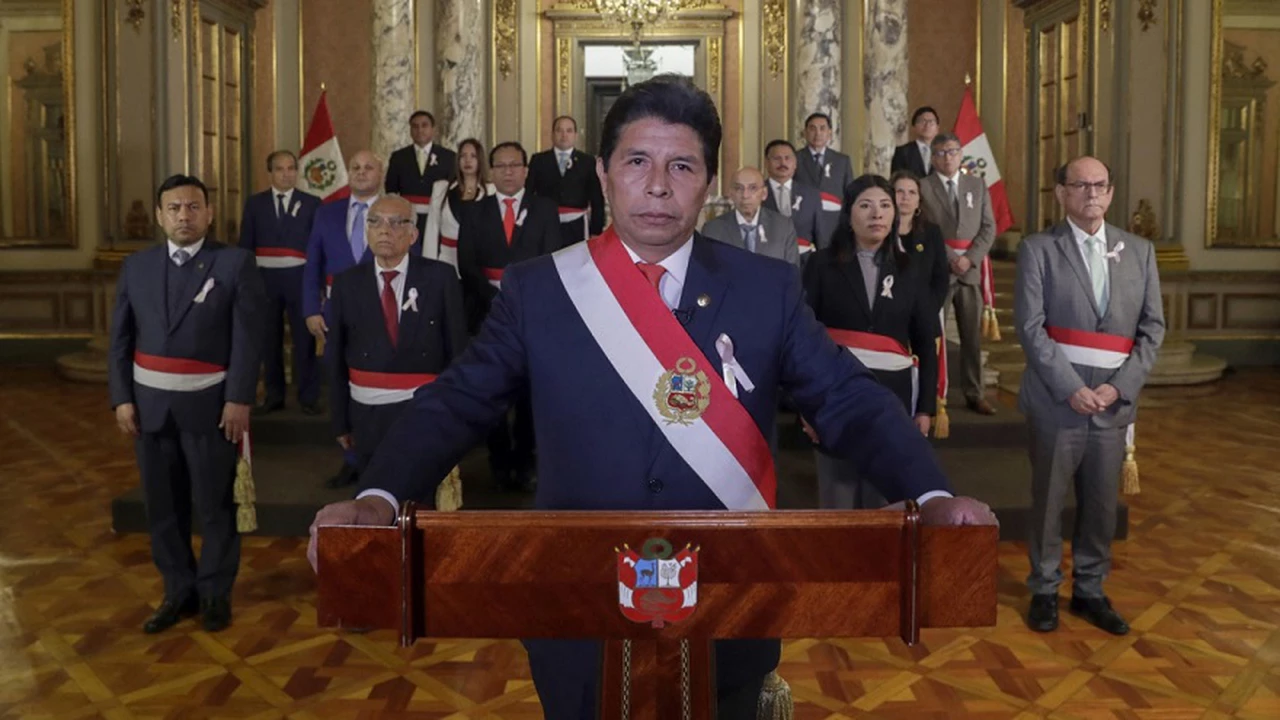 Fallido "autogolpe" de Estado en Perú: ¿cómo ocurrió?
