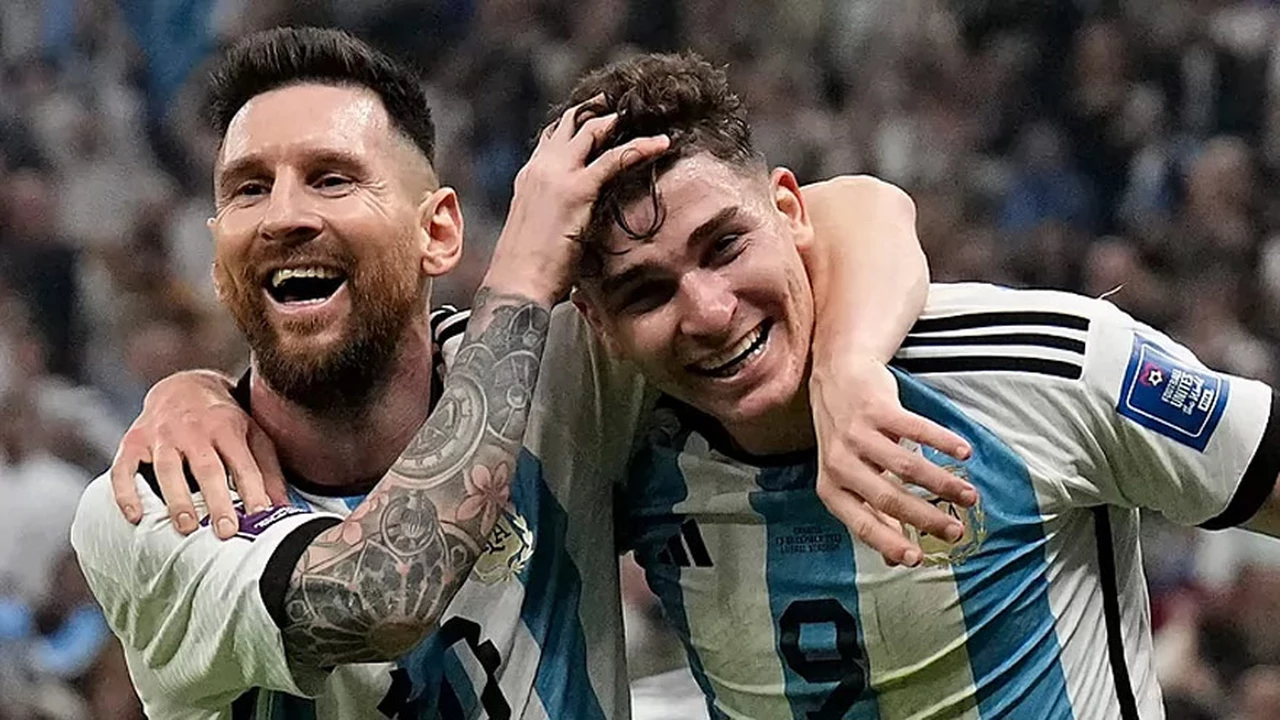 Video: así relató Víctor Hugo Morales la jugada previa de Messi al tercer gol de la Argentina