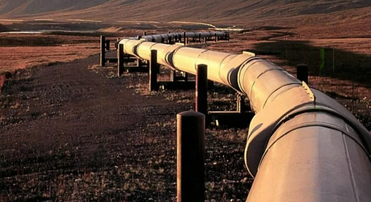 ¿Cuándo se terminará el gasoducto Néstor Kirchner?: la duda que enfrenta al Gobierno y a la oposición