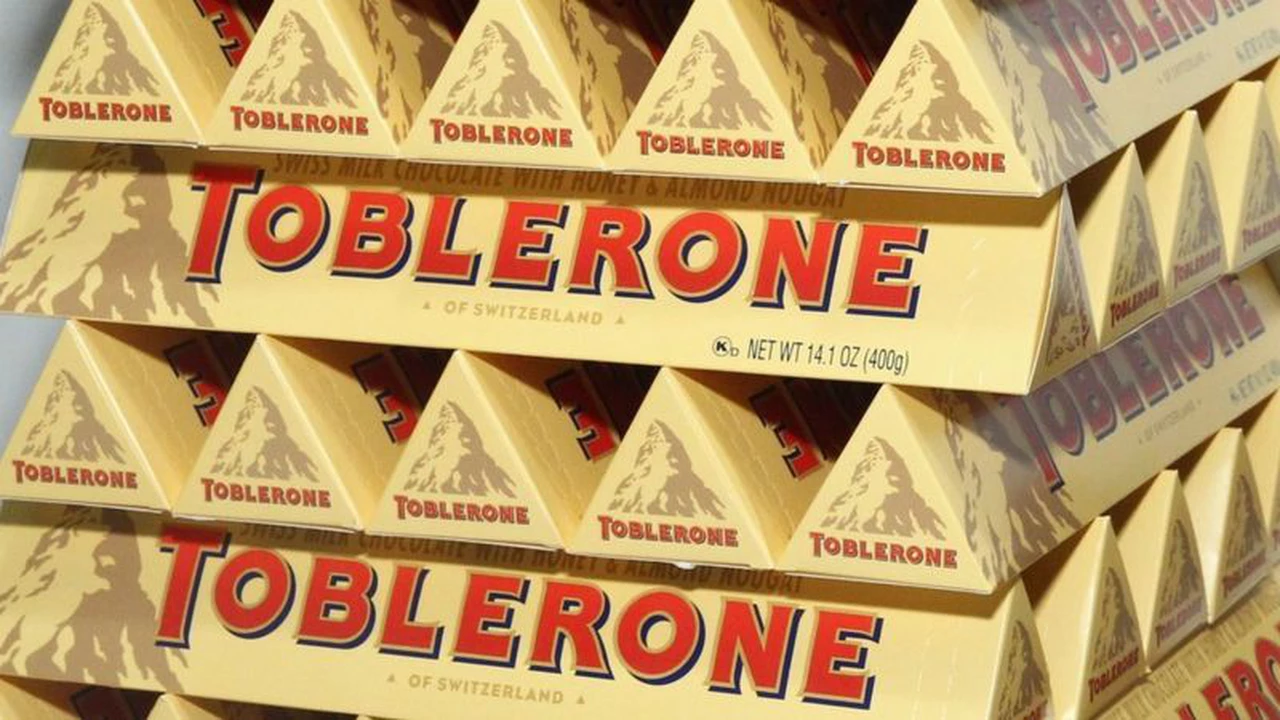 Por qué Toblerone ya no podrá utilizar la icónica silueta del monte más famoso de Suiza