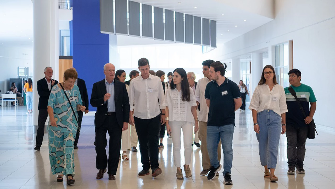 Universidad Austral inauguró su nuevo edificio de Ingeniería junto al Grupo Techint