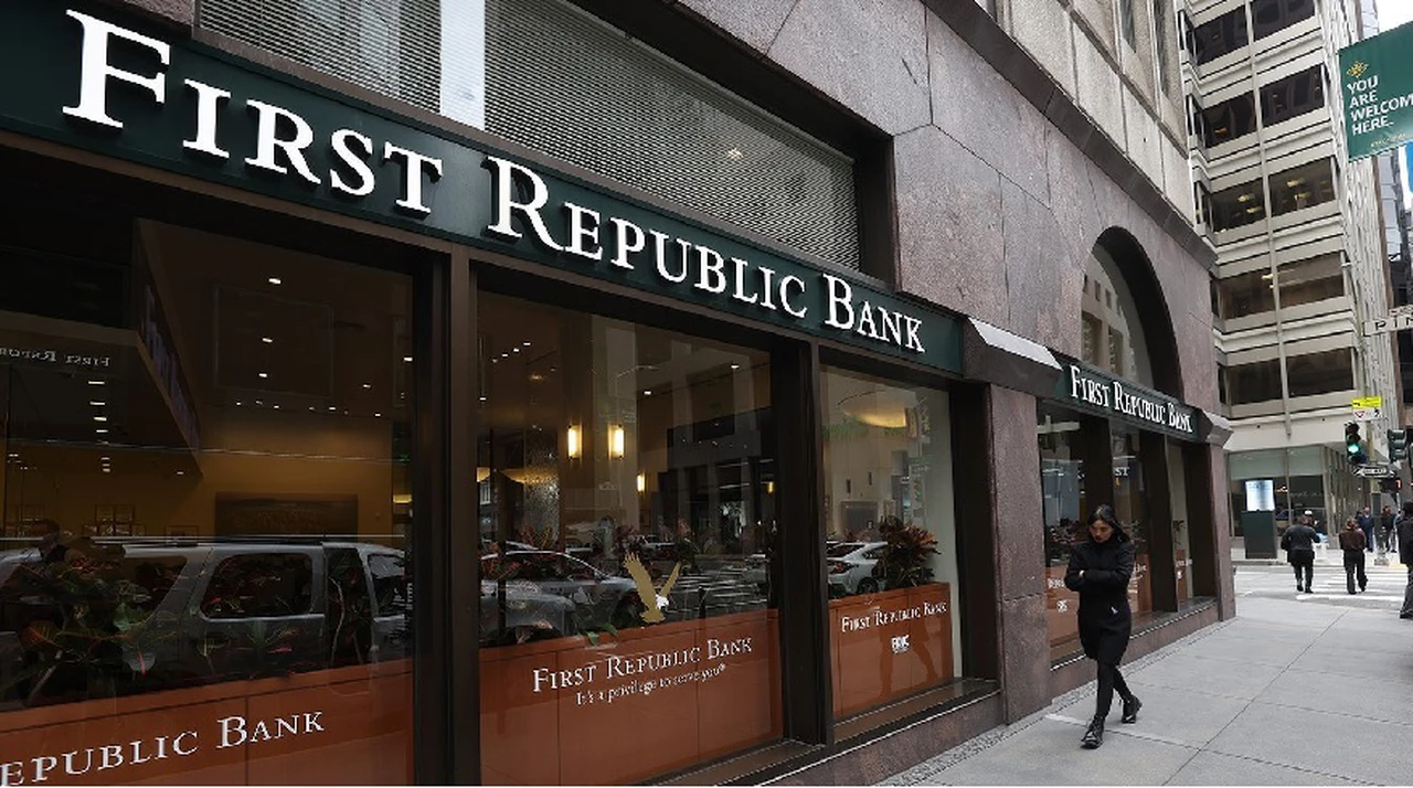 Un grupo de bancos aporta u$s30.000 millones para evitar la caída del First Republic