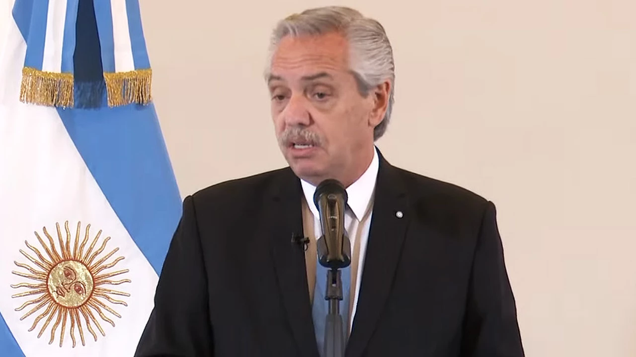 Alberto Fernández criticó a Scioli por su posible continuidad como embajador de Milei