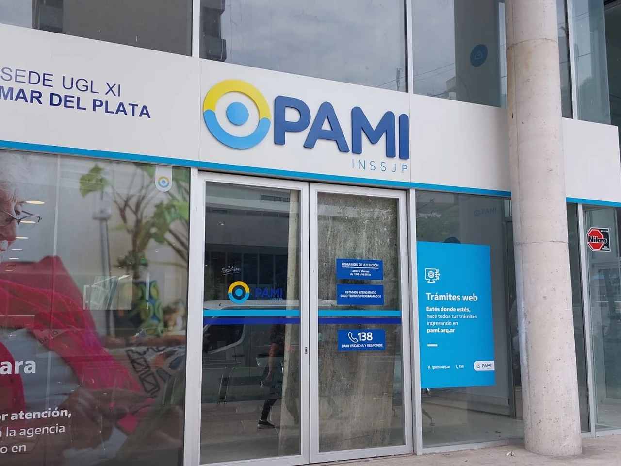 El Gobierno redujo gerencias del PAMI y desplazó a cargos políticos vinculados a La Cámpora