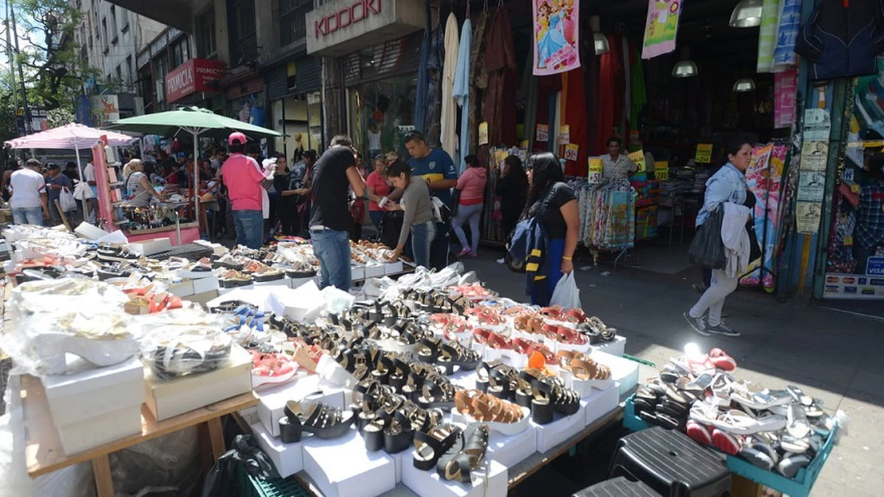 Comercios, en alerta: la venta ilegal callejera sigue aumentando