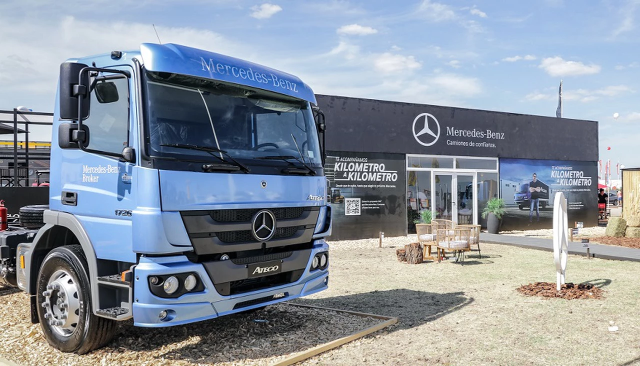 Mercedes Benz Camiones y Buses exhibió todos sus modelos en Agroativa