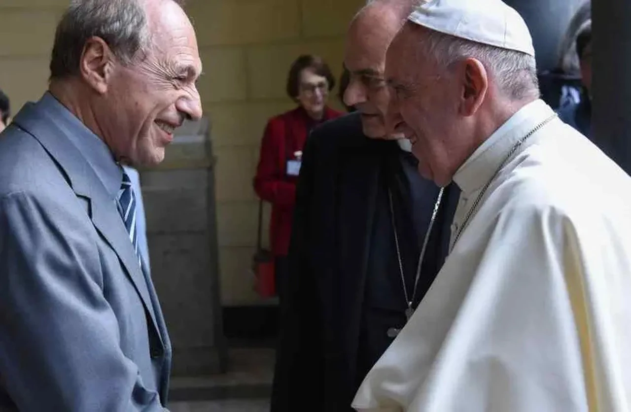 El papa Francisco nombró al exjuez Zaffaroni en el Vaticano: qué cargo tendrá