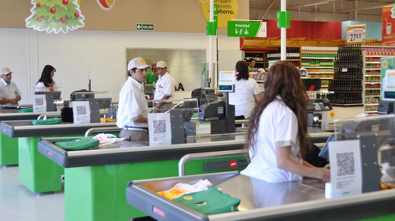 ¿Qué sueldo cobra un cajero o repositor de supermercado VEA?