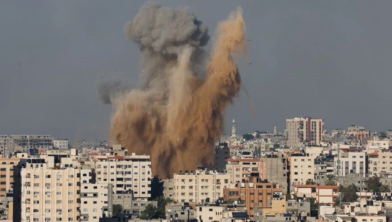 Israel declara el "estado de guerra" y denuncia un ataque con misiles de Hamas desde la Franja de Gaza