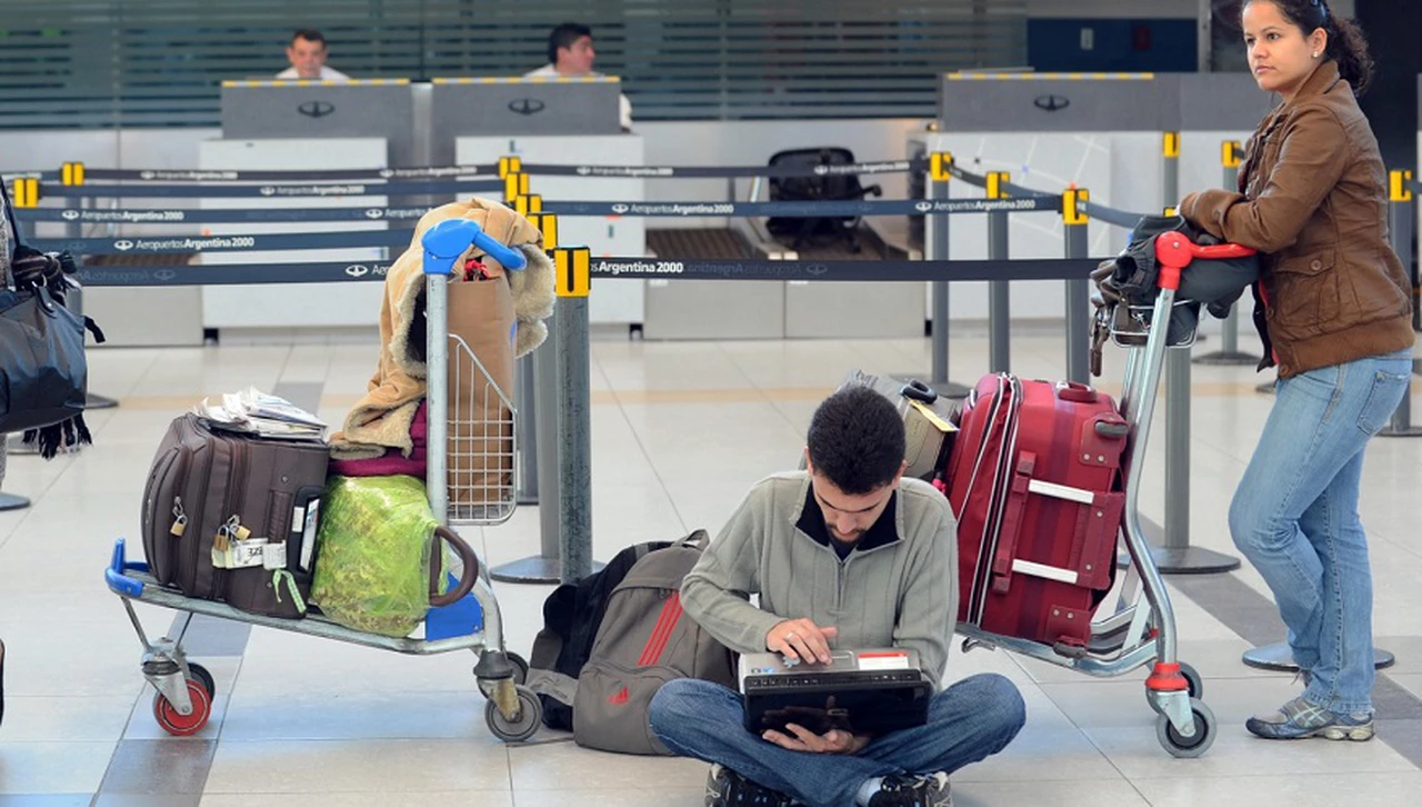 ¿Por qué nunca tenés que conectarte al Wi-Fi gratuito de un aeropuerto?