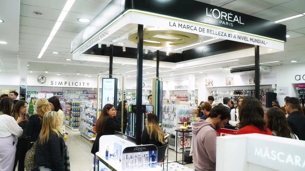 Simplicity y L'Oréal Paris se unen para ofrecer una experiencia innovadora en el mundo de la belleza