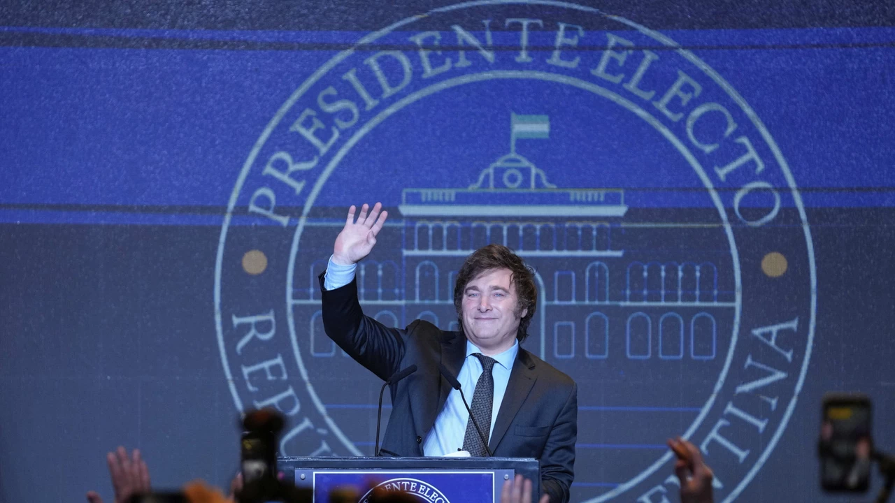 Javier Milei hará su primer viaje como presidente electo: ¿adónde va y con quiénes?