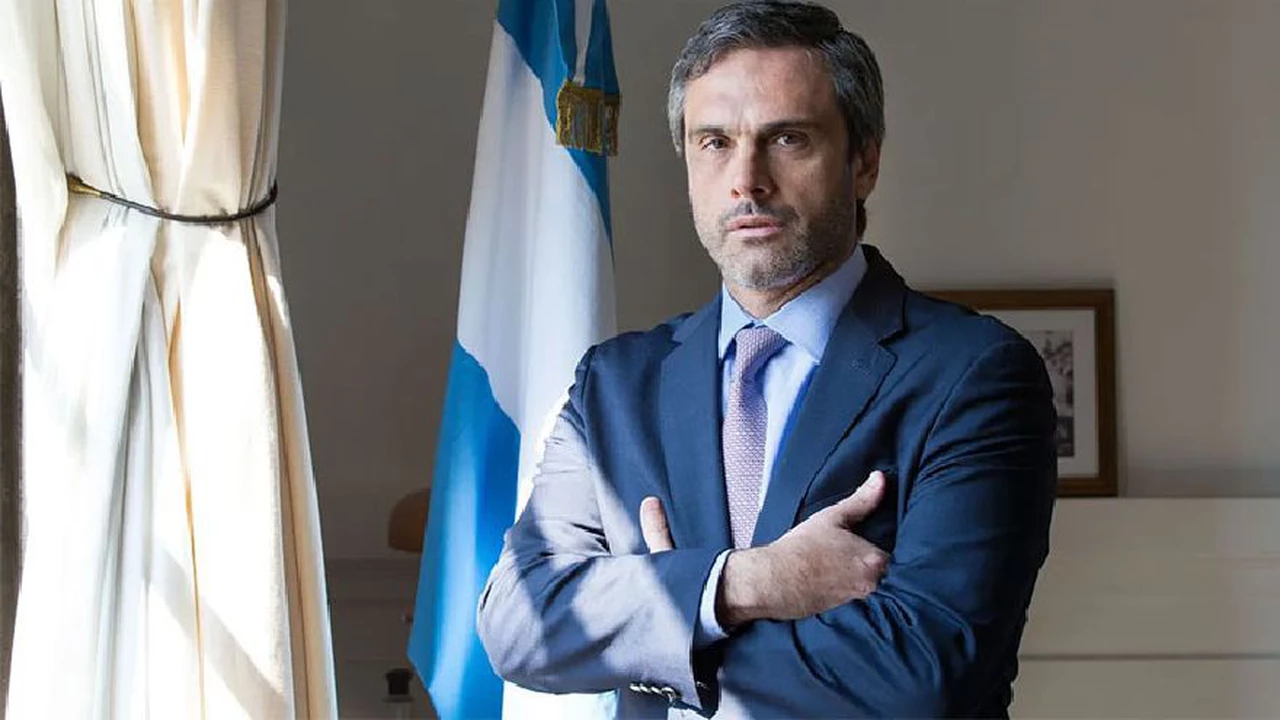 Guillermo Michel renunció como director de la Aduana, pero seguirá en el cargo hasta que designen a su reemplazante