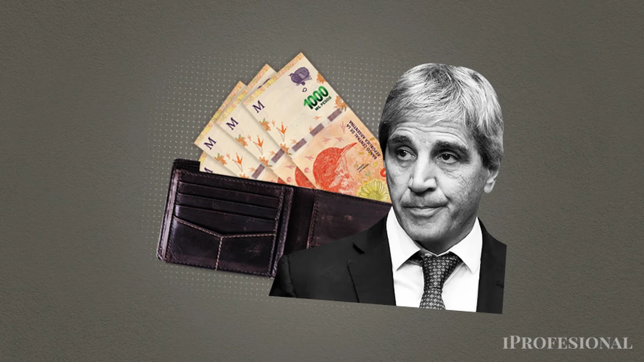 Caputo se apura a desarmar el "seguro de devaluación" que dejó Massa: cuáles son los riesgos
