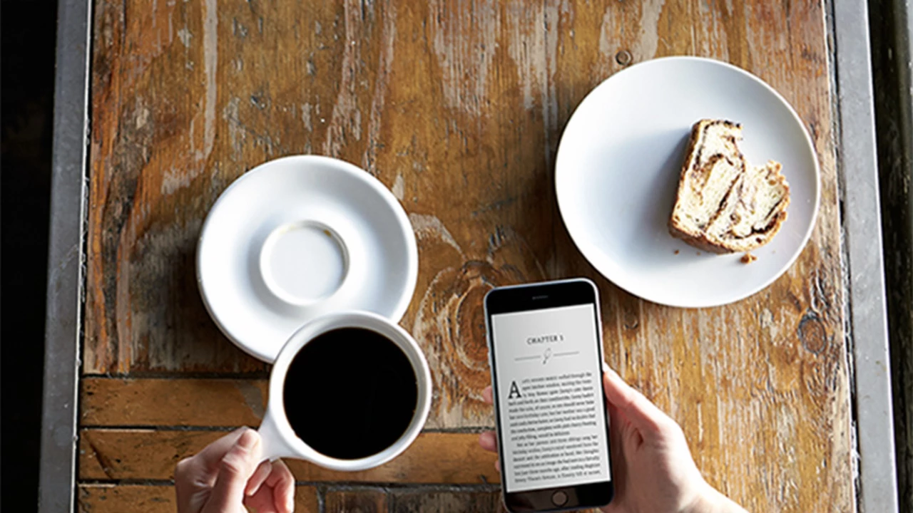 Tu celular puede convertirse en una biblioteca interminable con estos trucos para leer libros