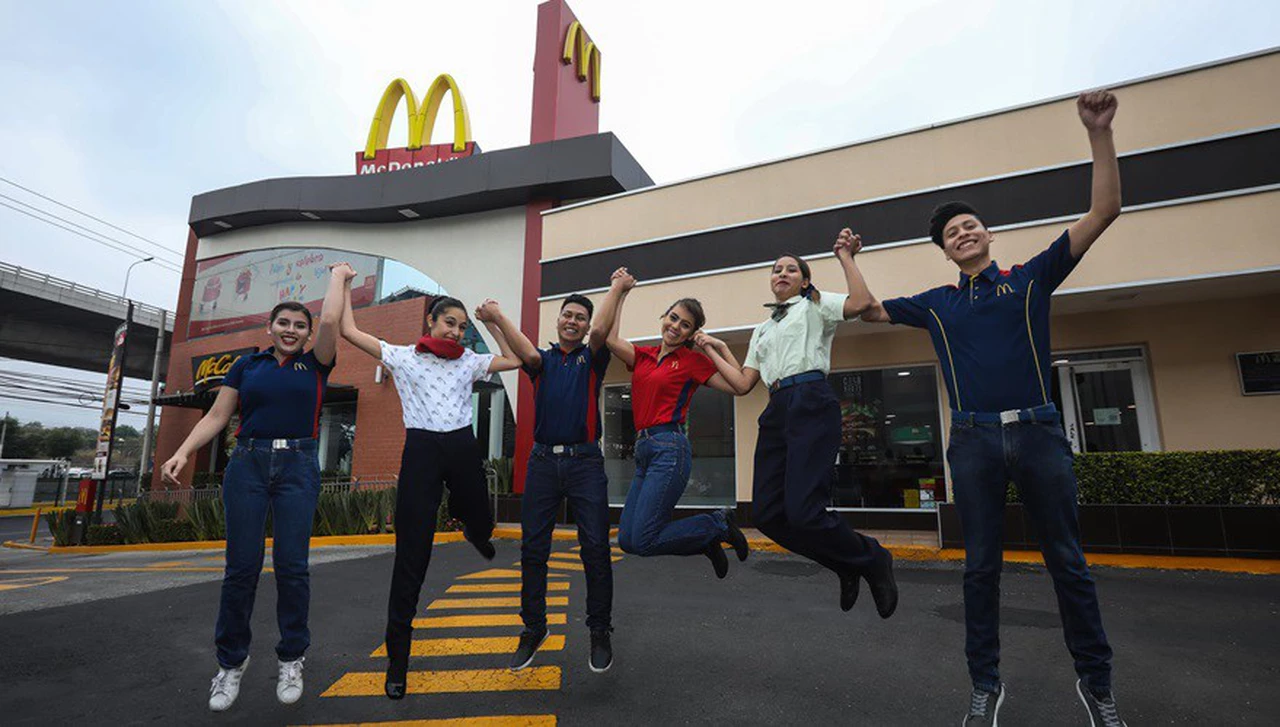 Qué sueldo cobrará un empleado de McDonald's en abril en Argentina