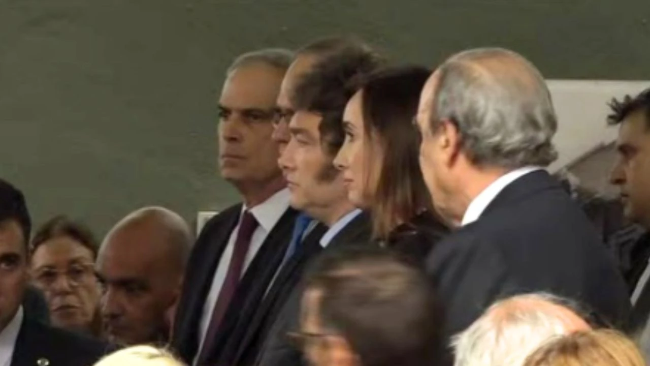 Javier Milei participa junto a Victoria Villarruel del acto por el atentado a la Embajada de Israel
