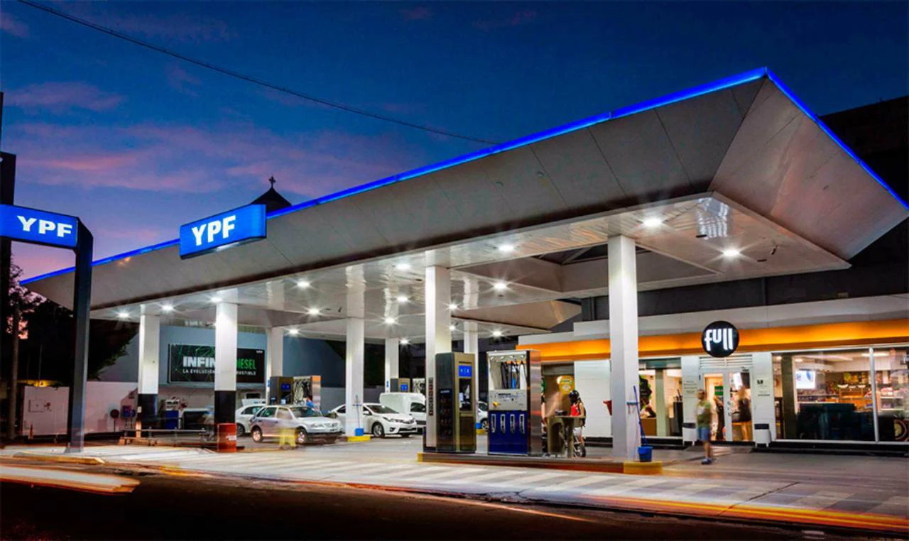 Cuáles son los descuentos de YPF ServiClub para ahorrar en combustible