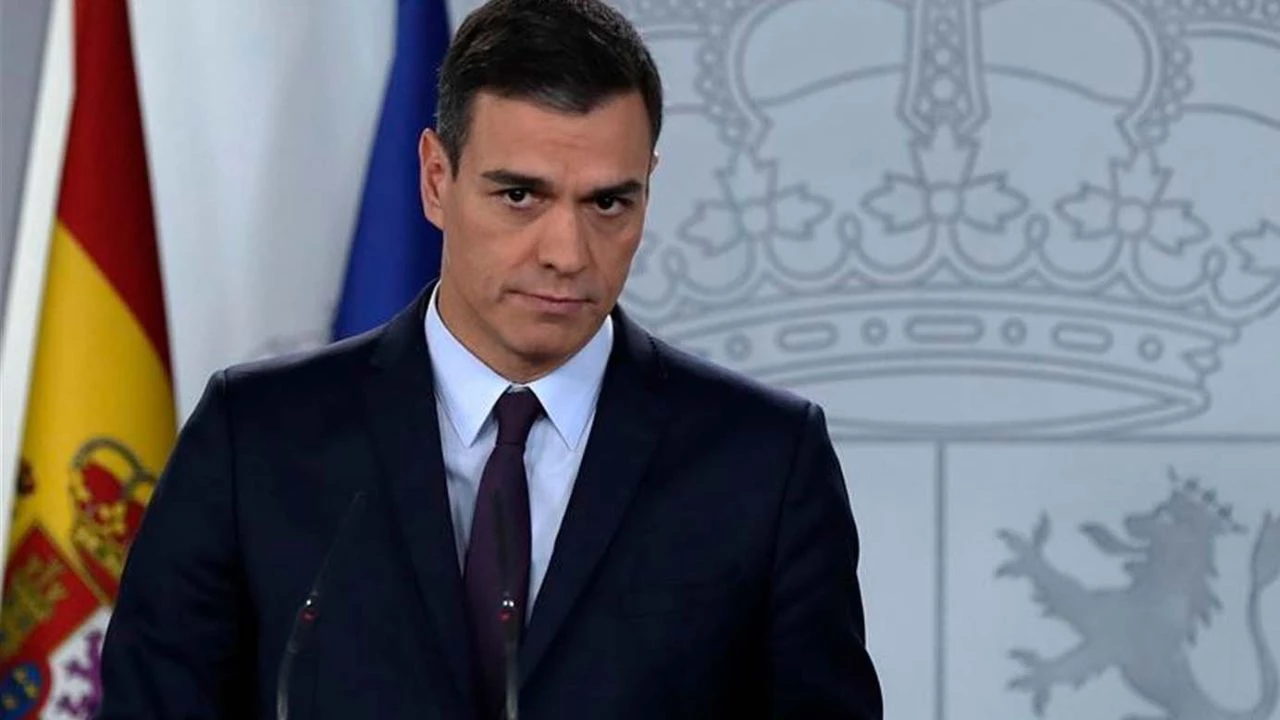 Pedro Sánchez continuará al frente del gobierno en España: "Seguiré con más fuerza"