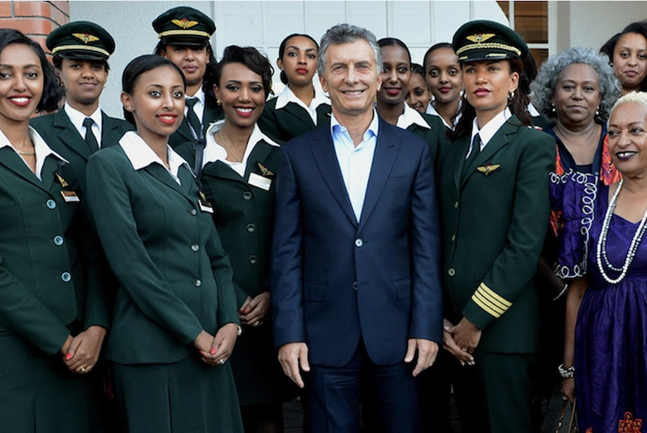 Macri recibió a la tripulación de Ethiopian Airlines que hizo su primer vuelo