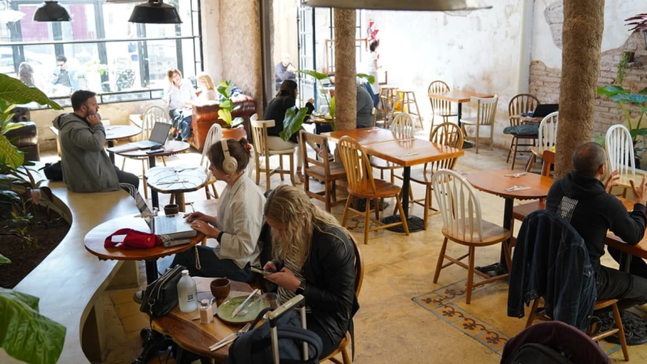 Las diez mejores cafeterías de Buenos Aires para trabajar tranquilos y comer rico