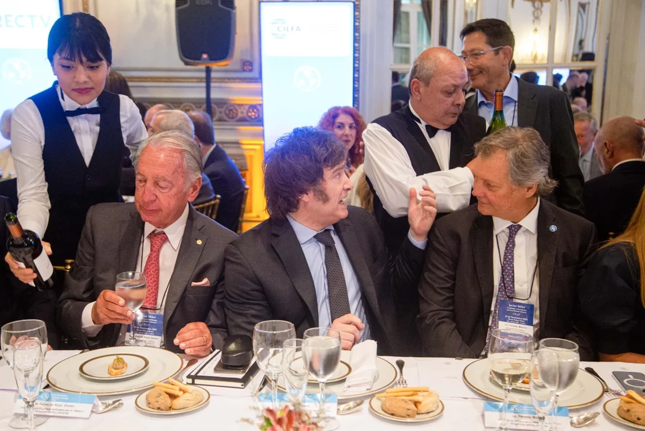Javier Milei se reúne con los empresarios del G6 en Casa Rosada: los temas claves