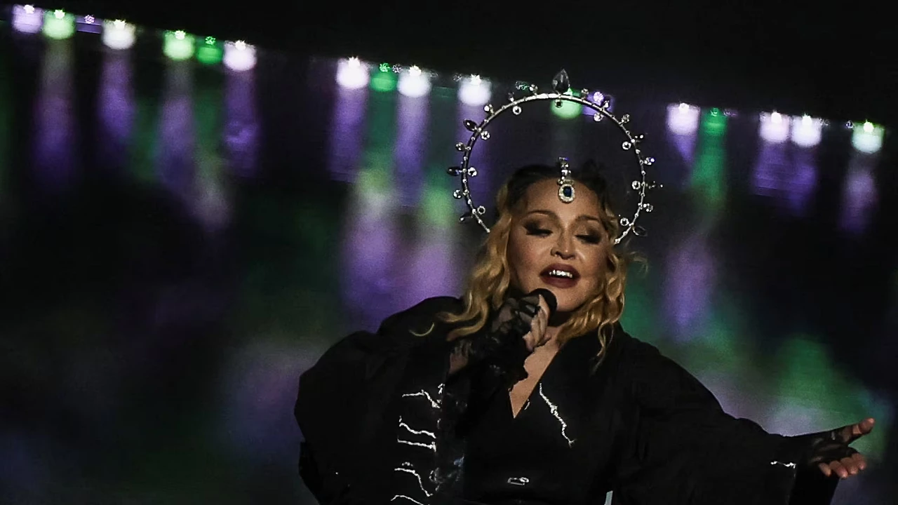 Madonna cerró la gira con un concierto gratuito ante 1,5 millones de personas en Brasil