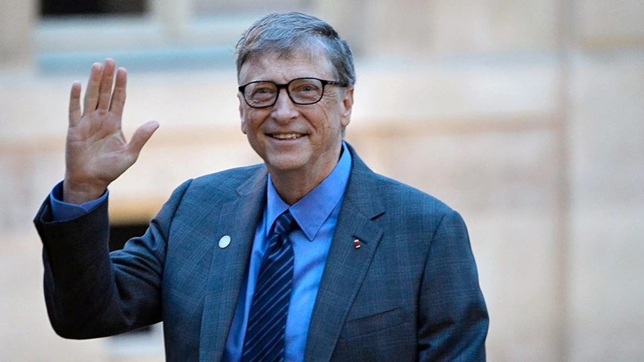 Para proteger el futuro del empleo, Bill Gates propone cobrar impuestos al uso de robots