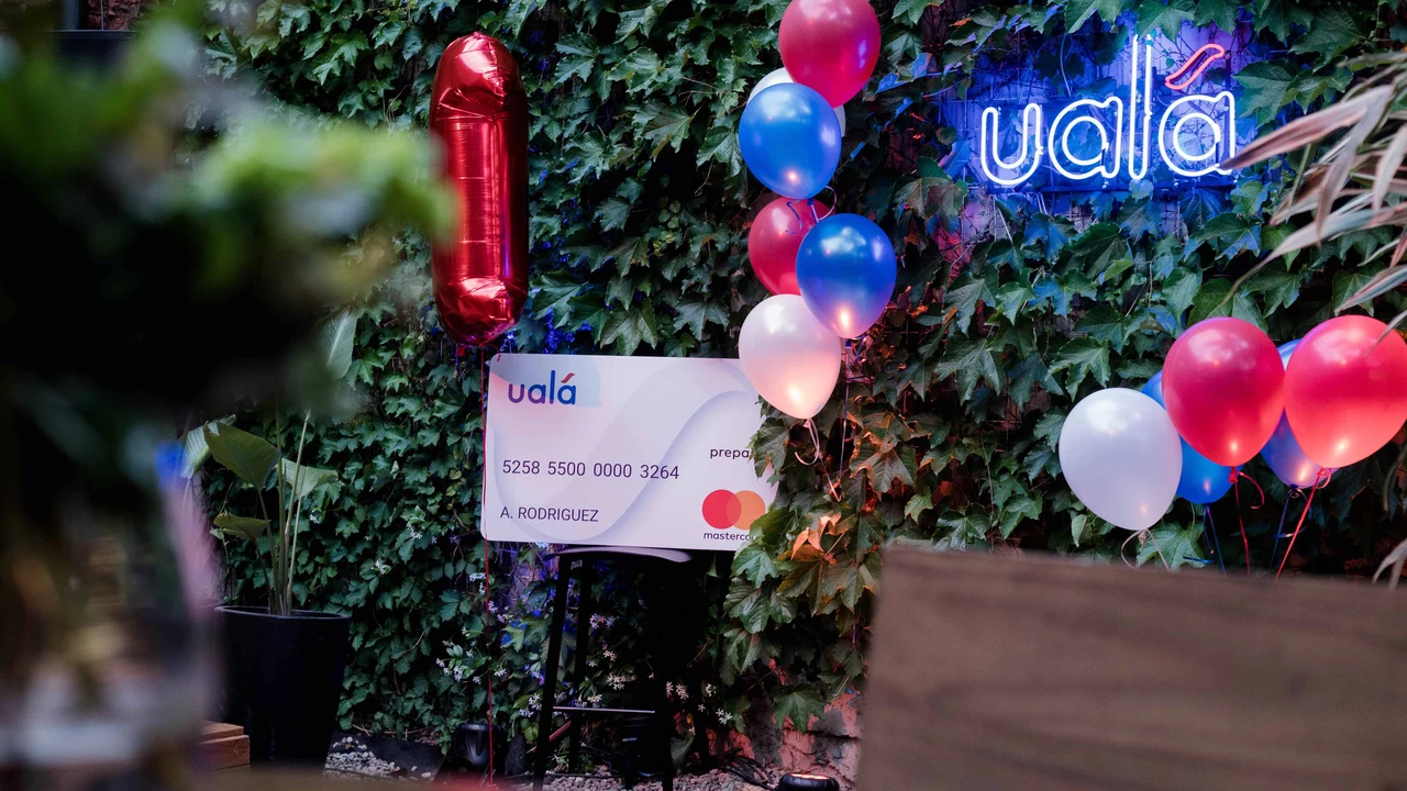 Fintech en alza: Ualá cumplió un año y ya emitió 400.000 tarjetas de crédito junto a Mastercard