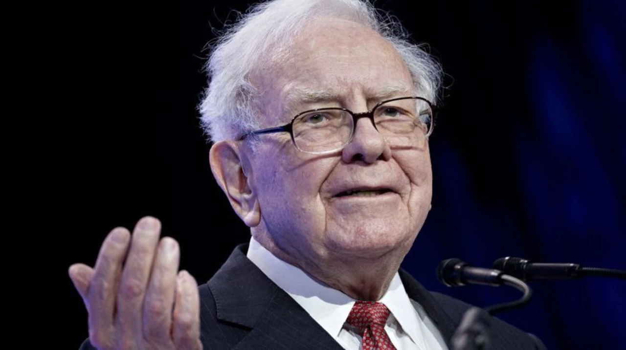 El consejo de Warren Buffett a los jóvenes para incrementar en 50% su fortuna